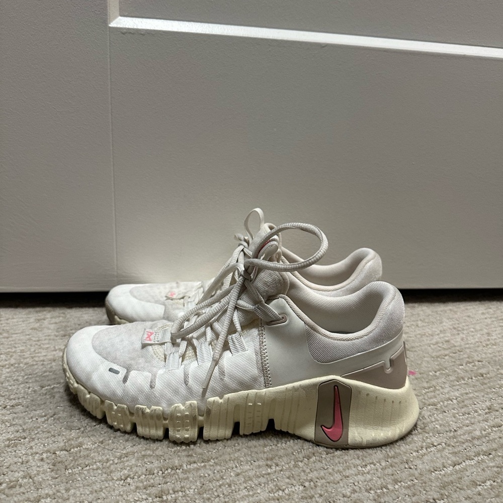 Nike Women's Cream, white and Pink metcons